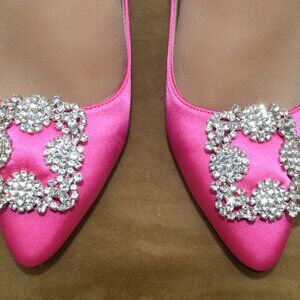 NEW NIB Fuchsia Pink Hangisi Like Satin Shoes Heels Pumps 36M 6M